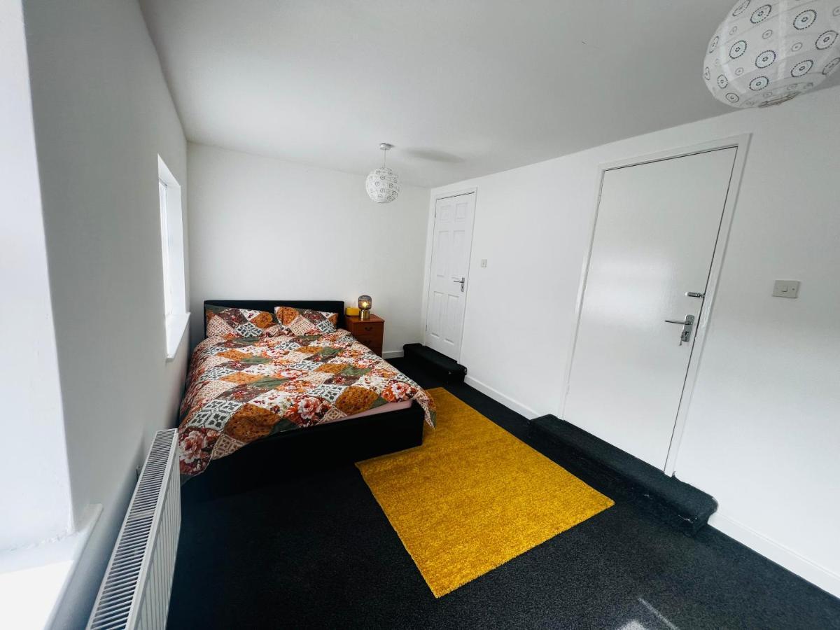 Liberty Inn Room With Sharing Toilet And Kitchen Liverpool Exterior foto